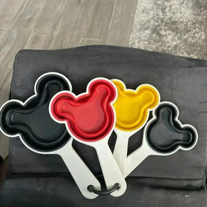 Disney park collapsible Mickey measuring cups